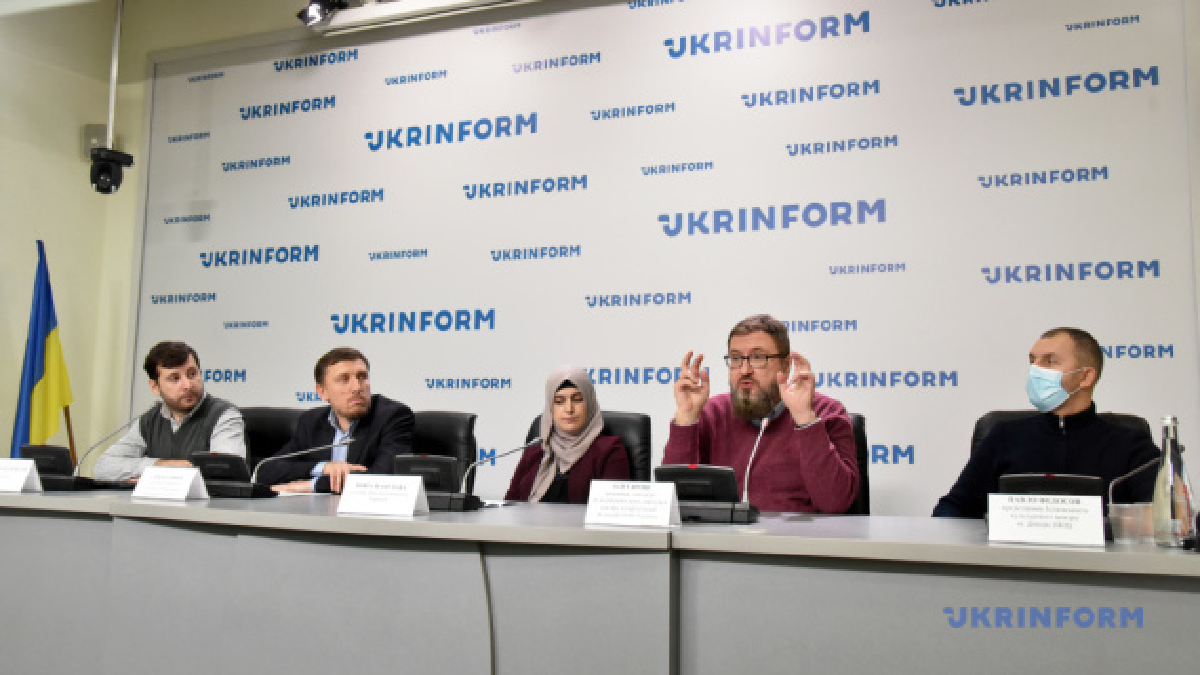 Musulman teşkilâtlarnıñ vekilleri Ukraina musulmanlarnıñ Ukrainara kongressiniñ teşkil etilmesini teşebbüs ettiler